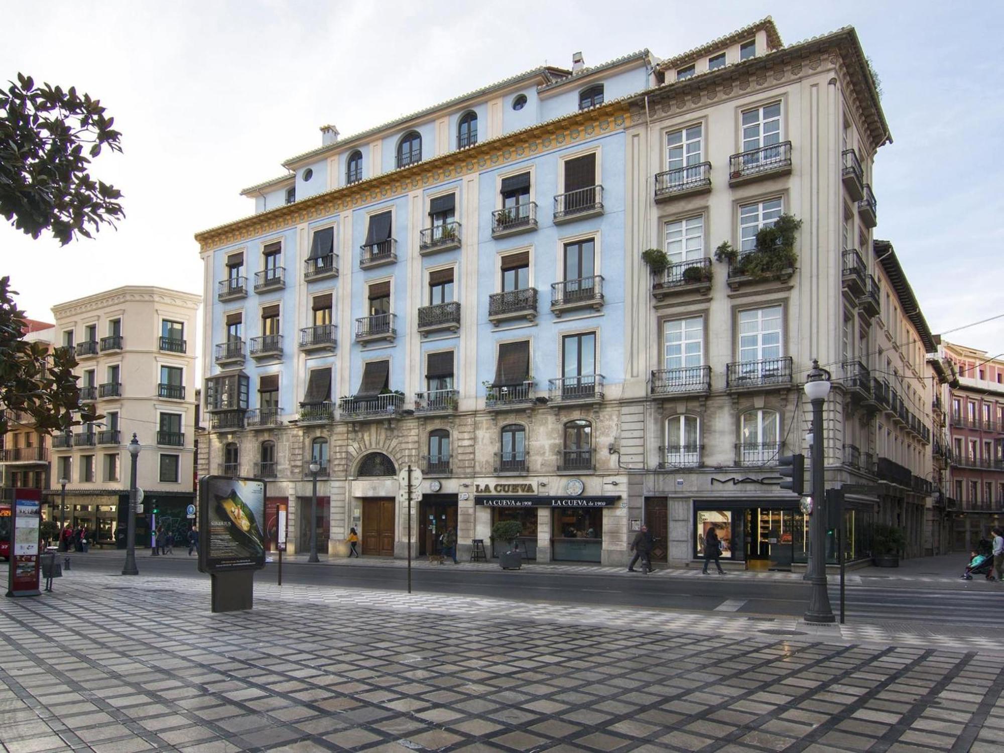 Elegant Town Hall Apartment With Views Granada Luaran gambar