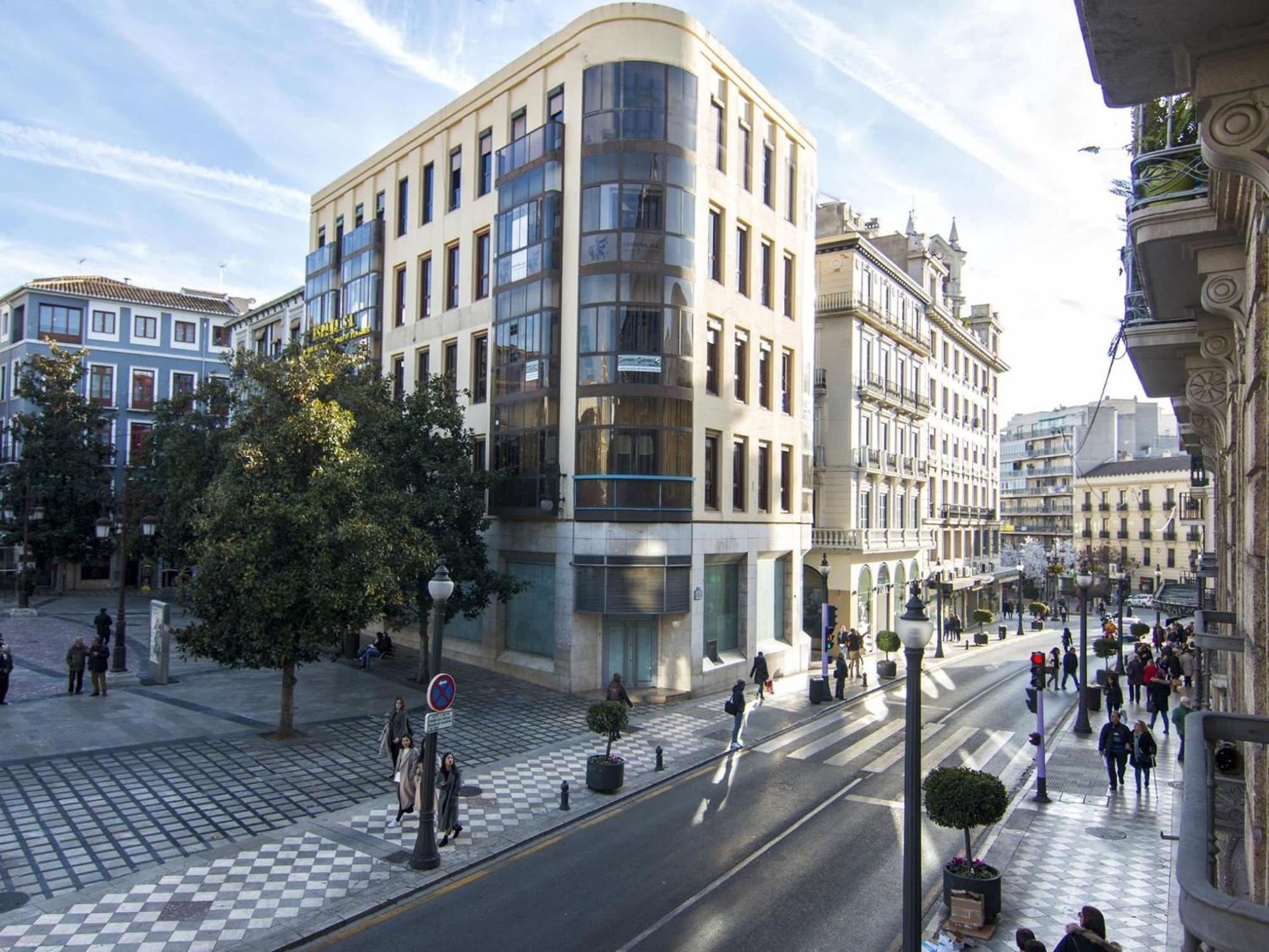 Elegant Town Hall Apartment With Views Granada Luaran gambar