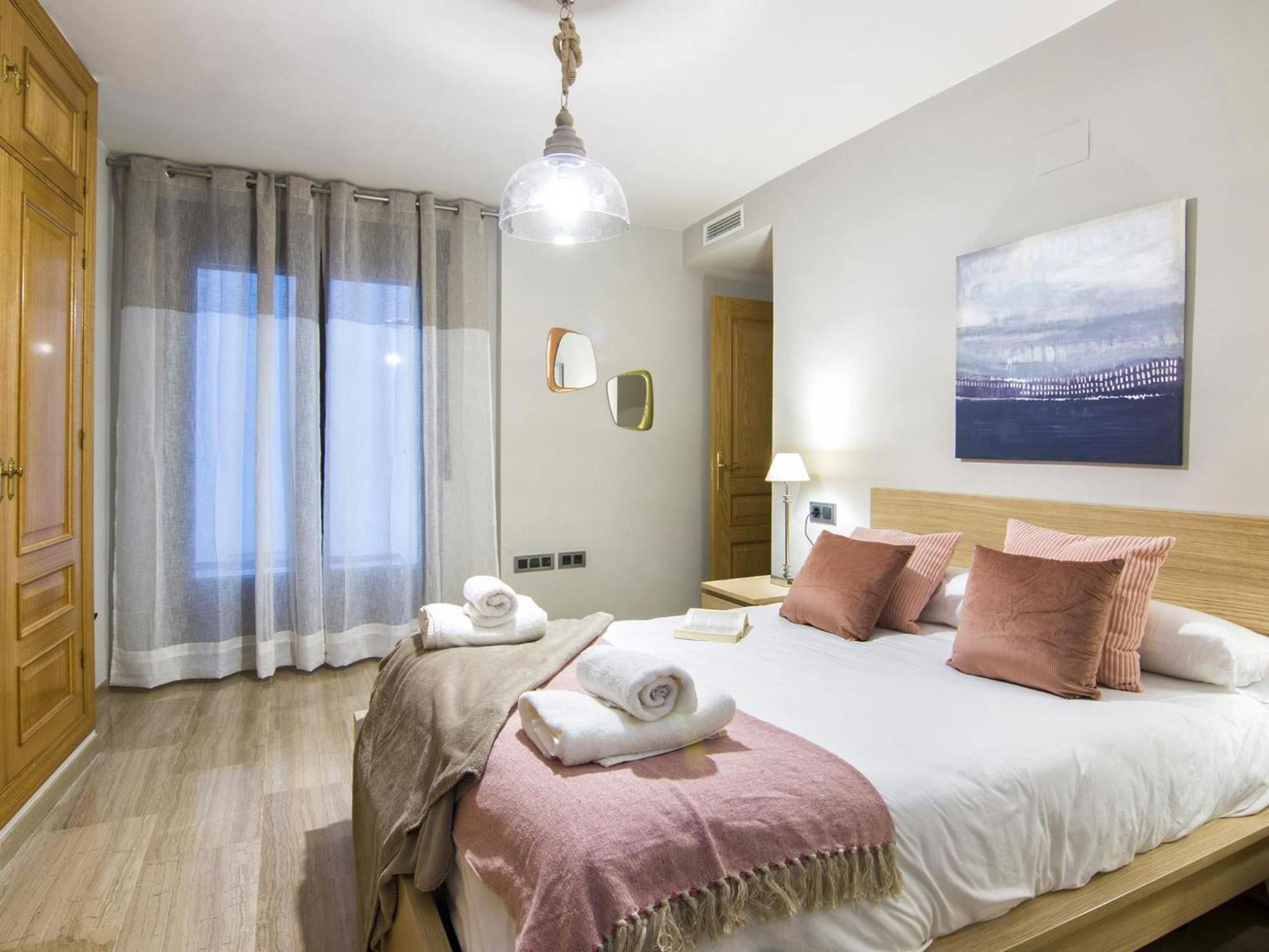 Elegant Town Hall Apartment With Views Granada Luaran gambar