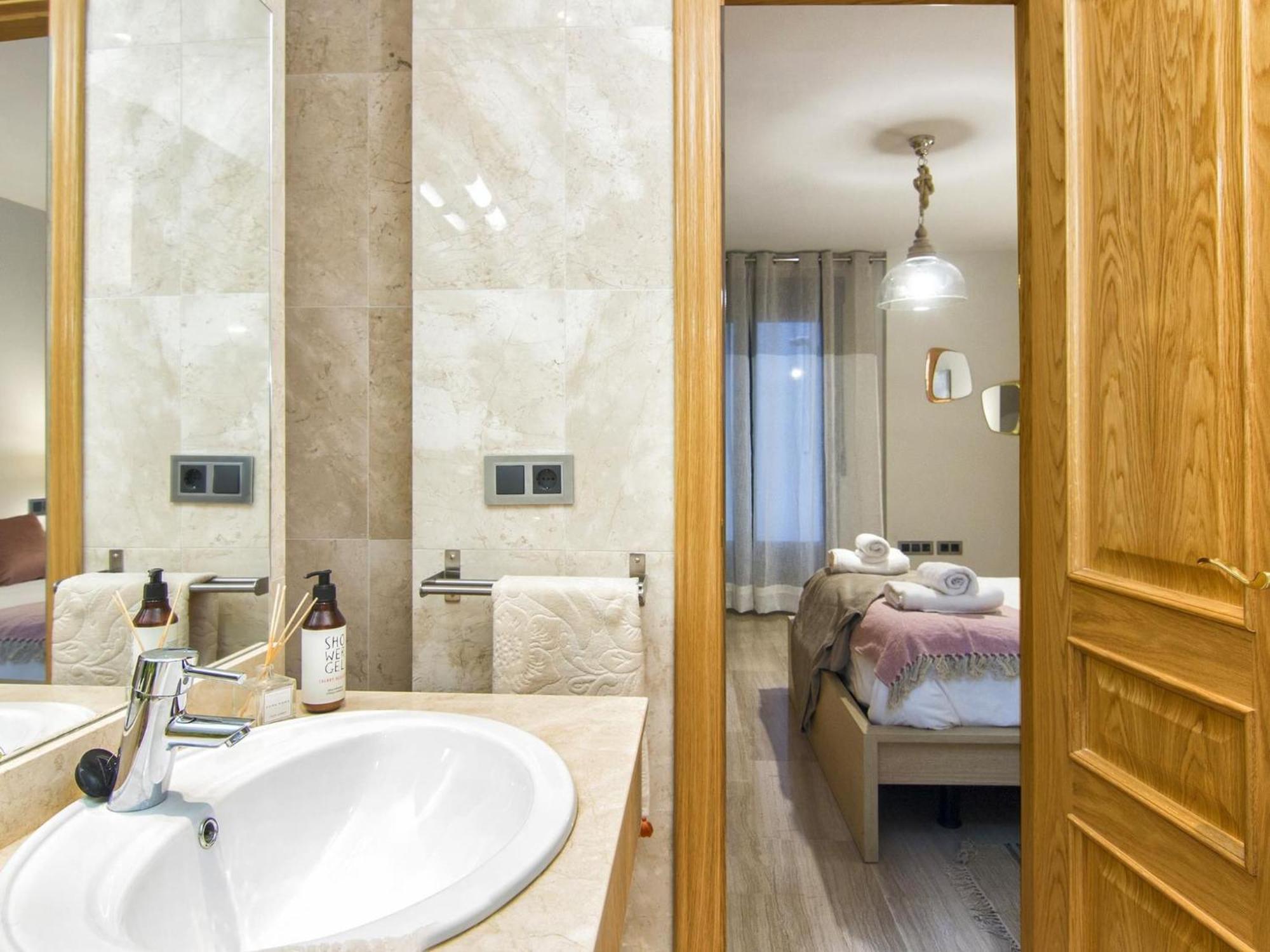 Elegant Town Hall Apartment With Views Granada Luaran gambar